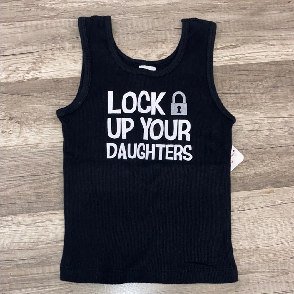 💚  2/$15 Black Sleeveless Kids Top